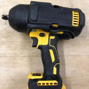 Dewalt tool pallets - Image 17