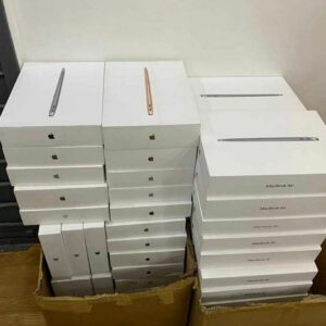 MacBook Air pallets - Image 1