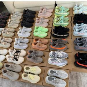 Yeezy sneakers pallets - Image 8