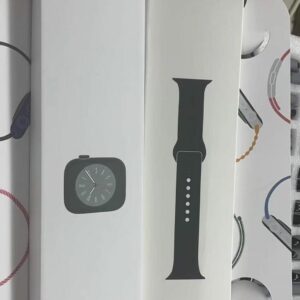 Apple watch series 8 - Image 3