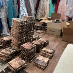 Skims Clothing pallets. - Image 18