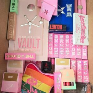 Jeffrey star cosmetic pallet - Image 8
